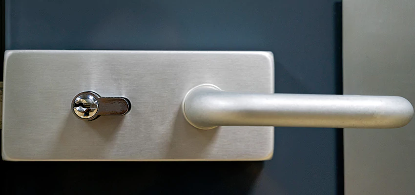 Change Patio Door Locks in Calimesa, California